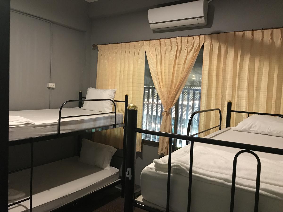 We Hostel Hatyai Hat Yai Extérieur photo